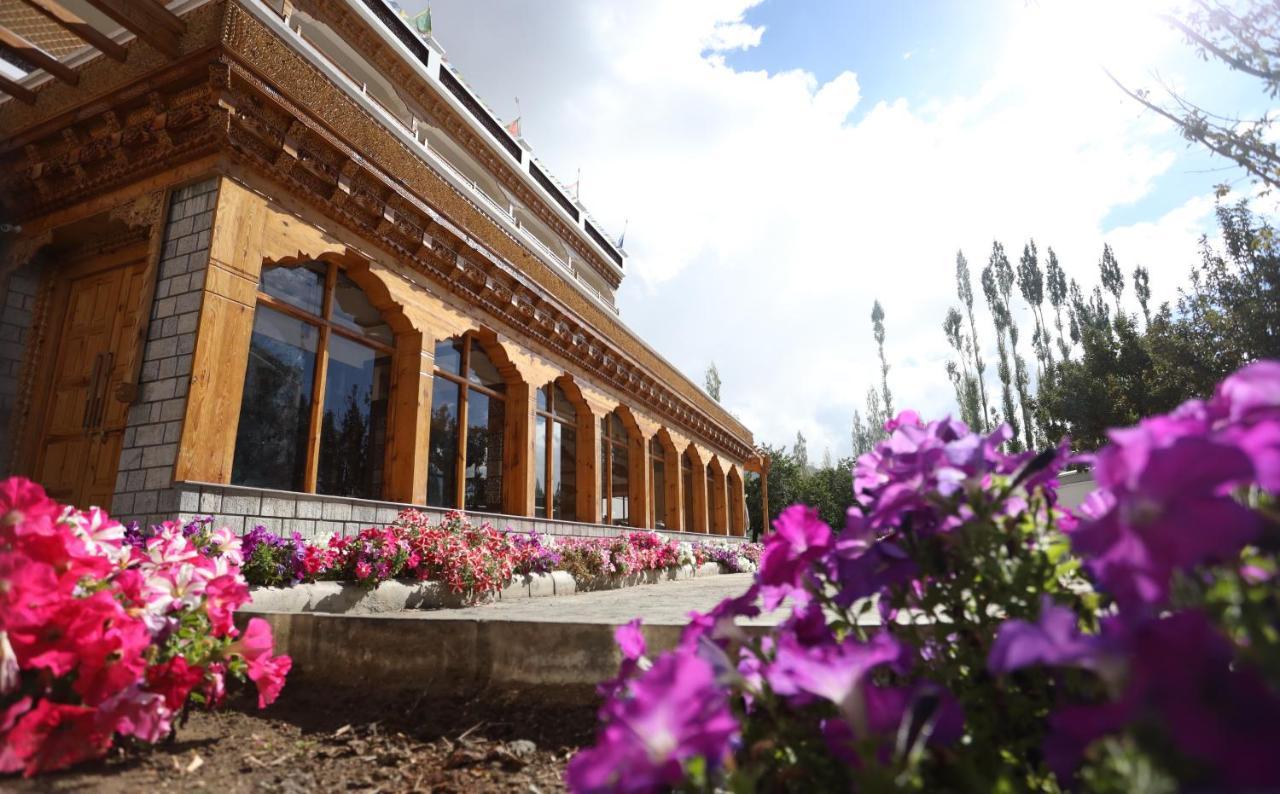 Hotel The Grand Khasdan Leh Ngoại thất bức ảnh